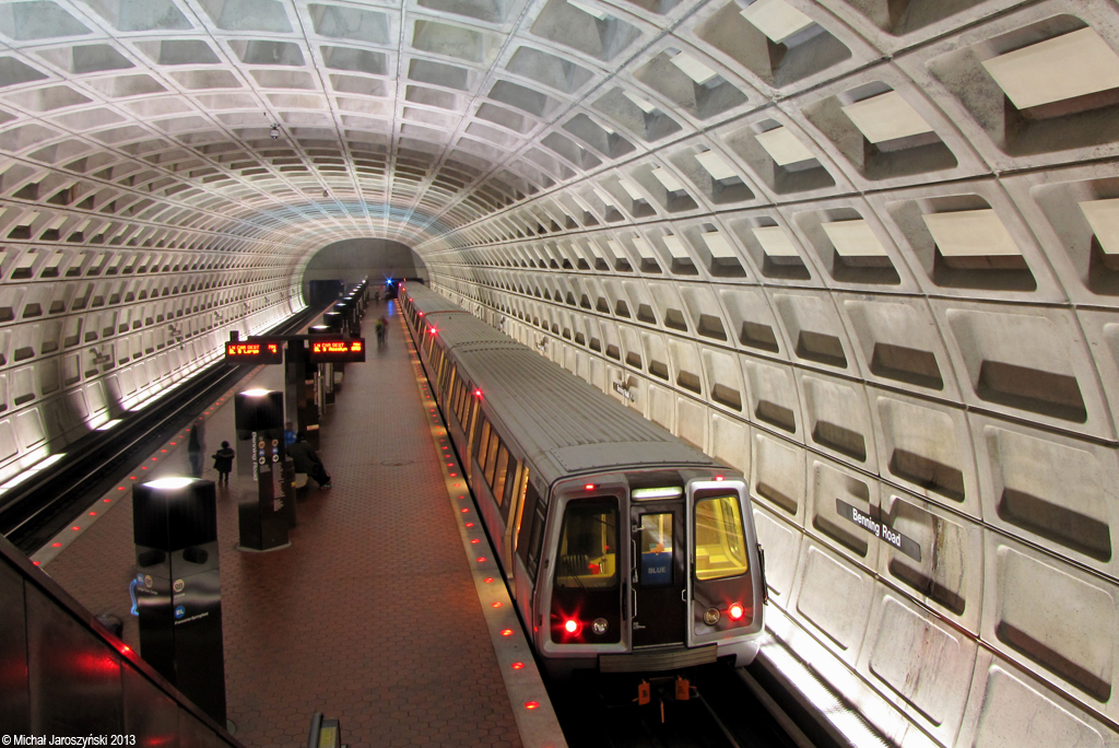 Breda DC Metro 4000 series car #4016