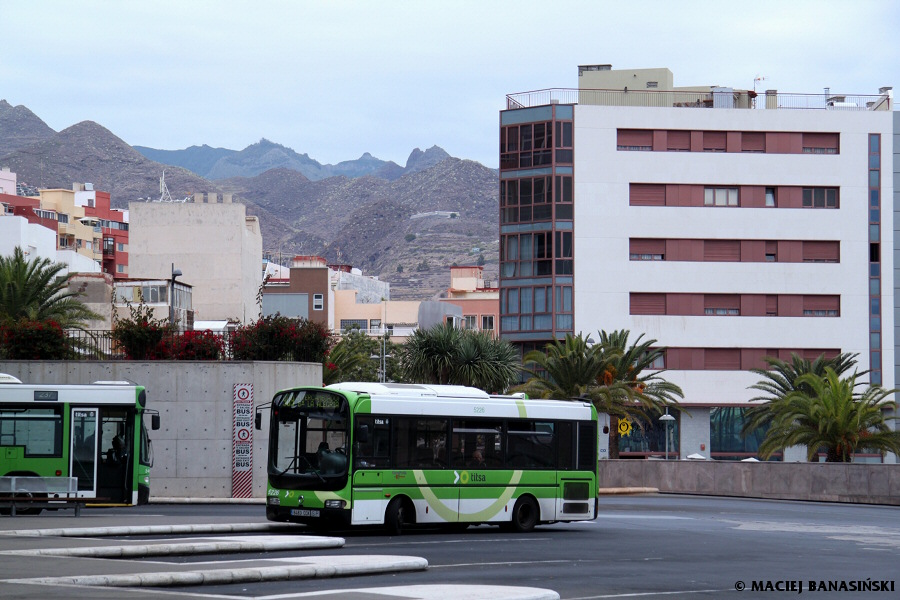 Irisbus 203E.8.17 Europolis #5226