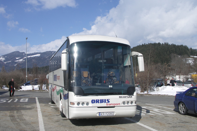 Neoplan N316 SHD #KR 9208E