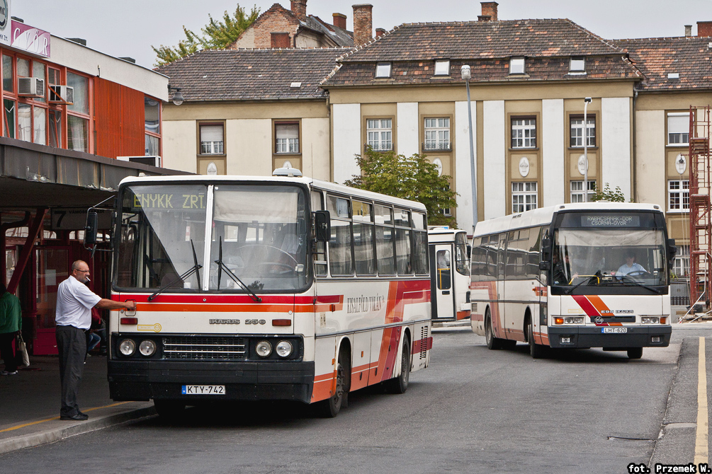 Ikarus 256.74 #KTY-742