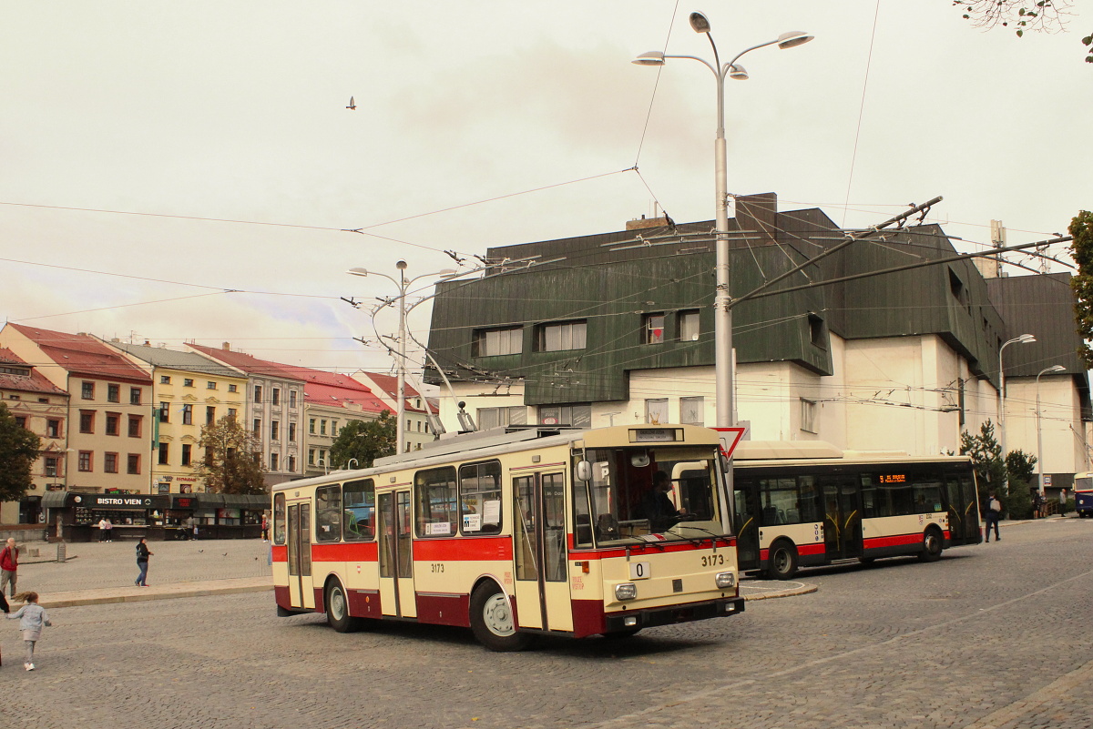 Škoda 14Tr01 #3173