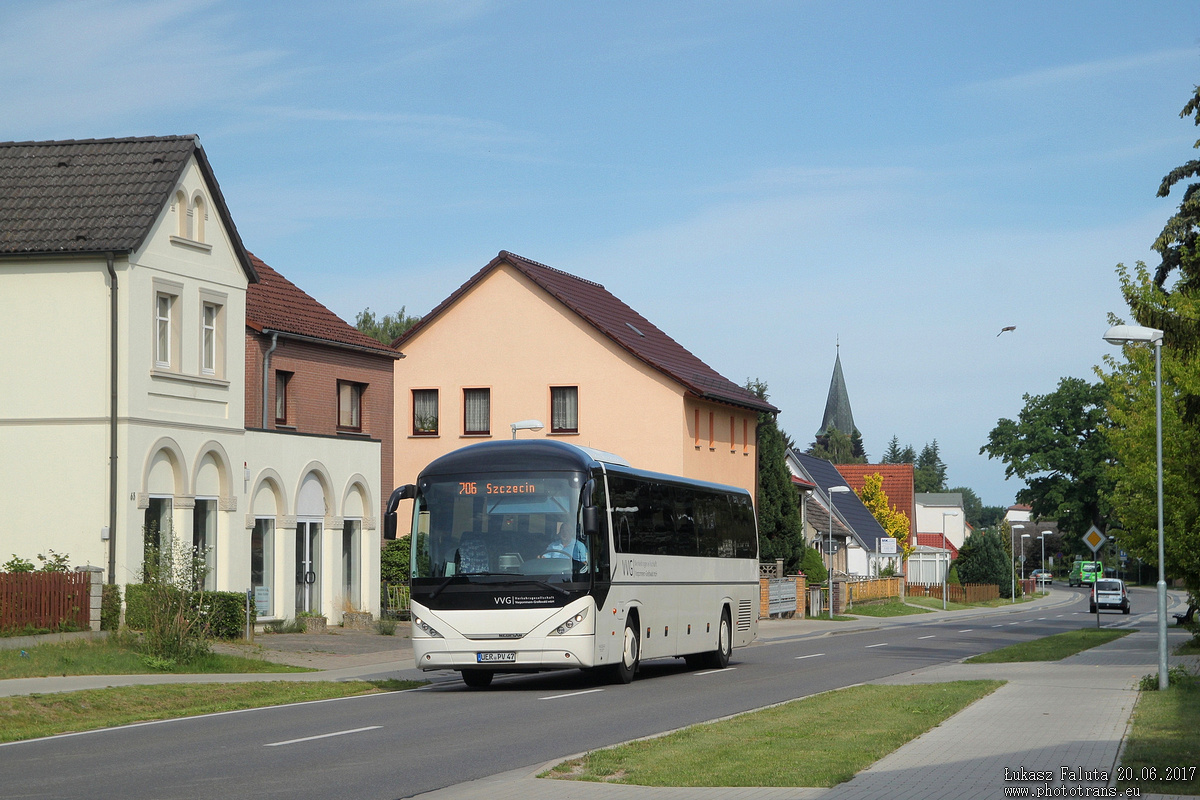 Neoplan N3516 ÜC #UER-PV 47