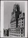 [Efectos de los bombardeos en Madrid. Edificio de La Telefónica]