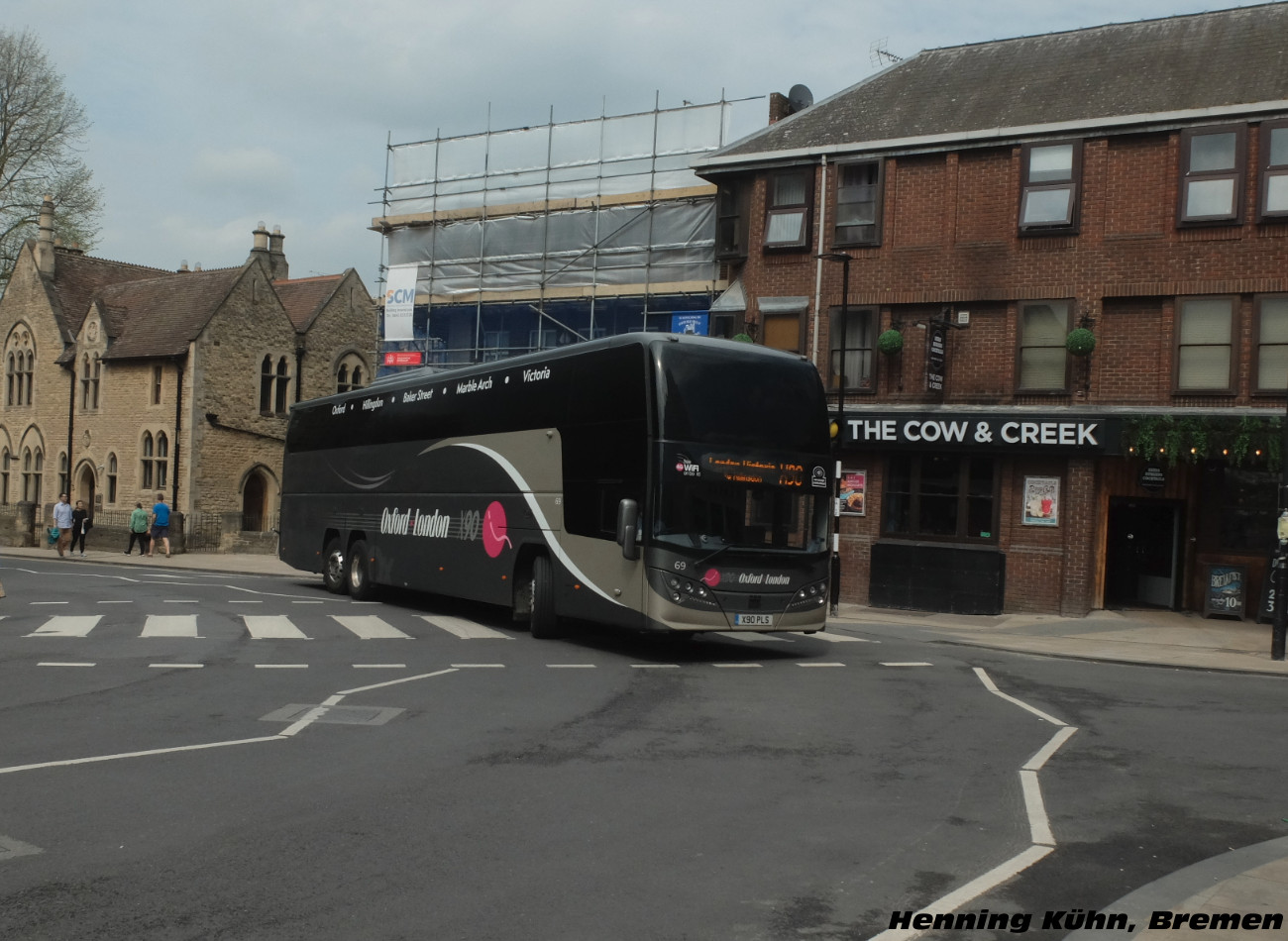 Volvo B11R 6x2 / Plaxton Elite i #69