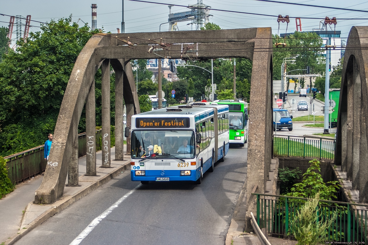 Mercedes-Benz O405GN2 #6239