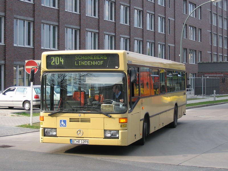 Mercedes-Benz O405N #8172