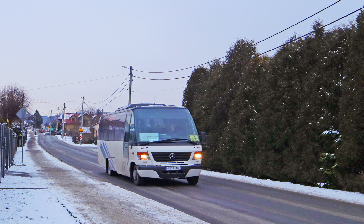 Mercedes-Benz 815 D / Auwärter Teamstar Kombi #RPR 18488