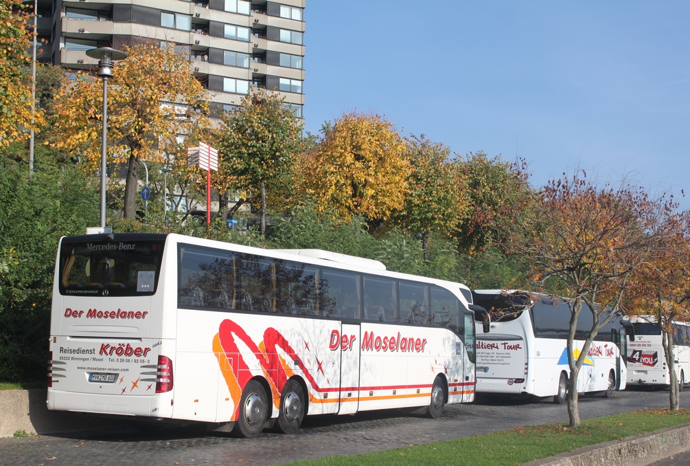 Mercedes-Benz Tourismo 17RHD #MYK-MO 600