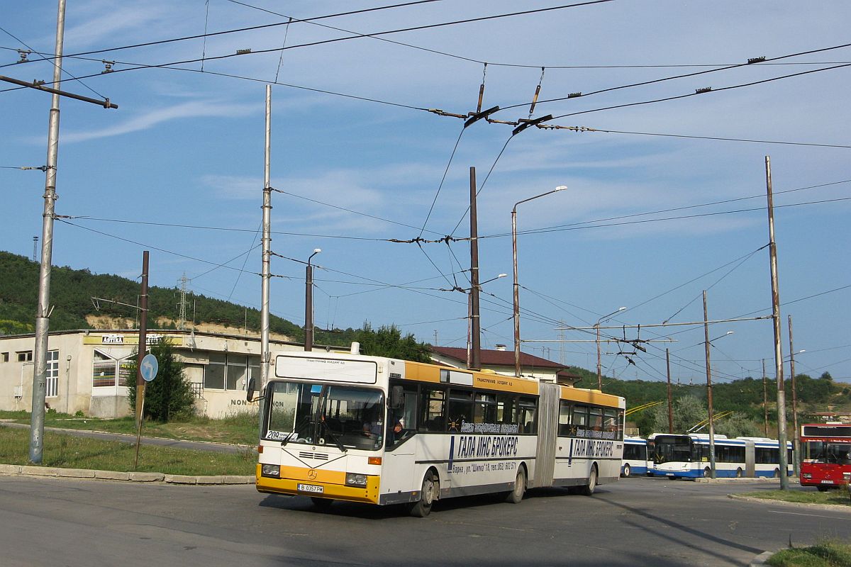 Mercedes-Benz O405G #241