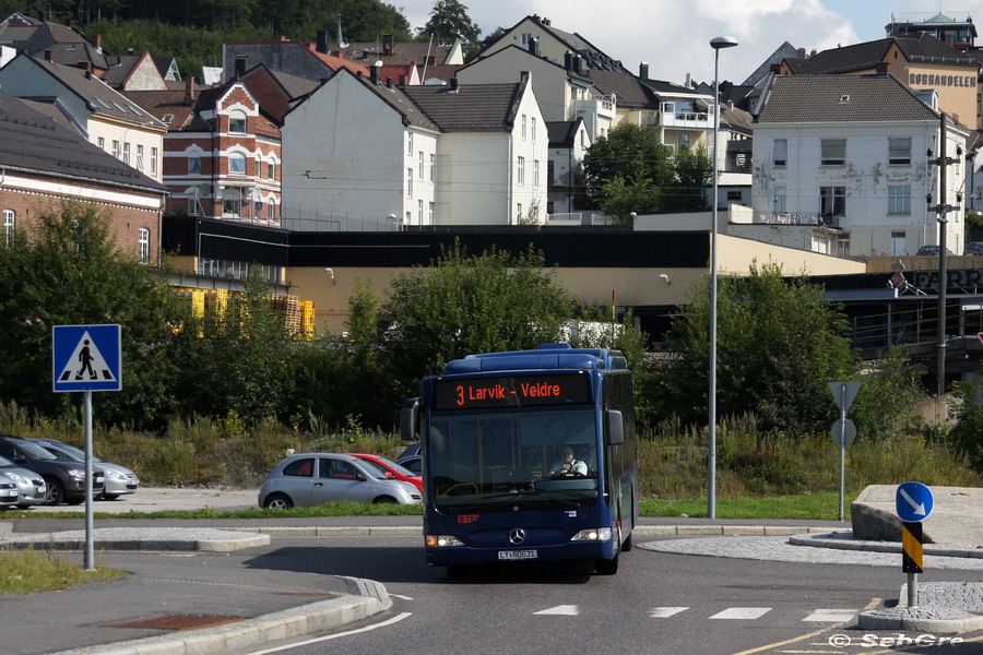 Mercedes-Benz O530LE II #0789