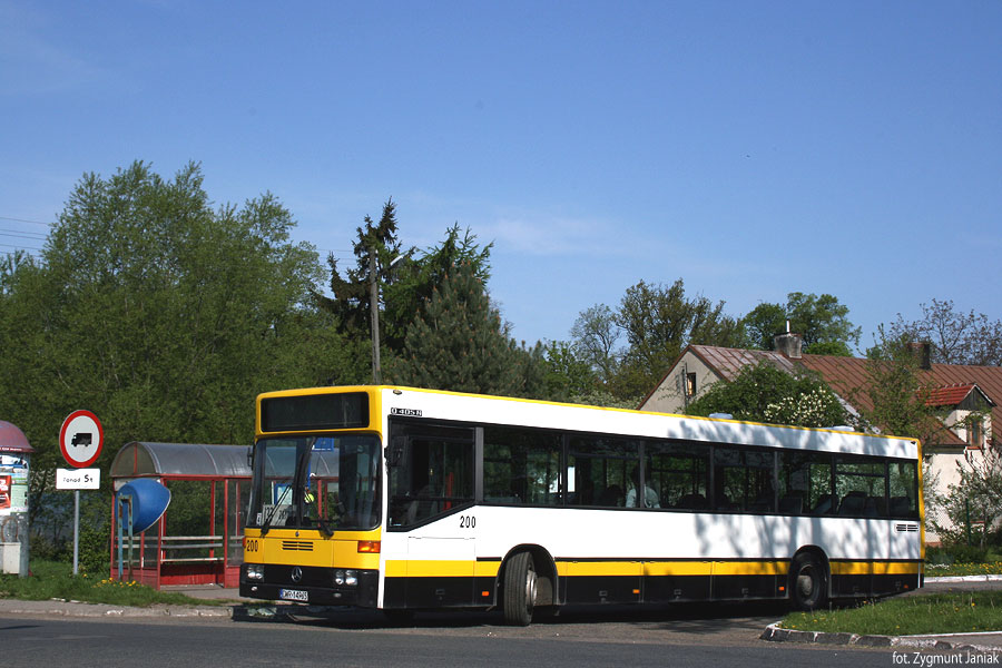 Mercedes-Benz O405N #200