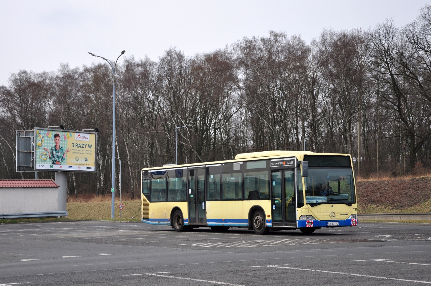 Mercedes-Benz O530 #SY 3317L