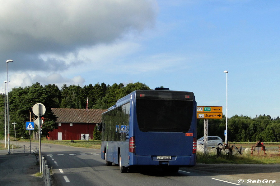 Mercedes-Benz O530LE II #0789