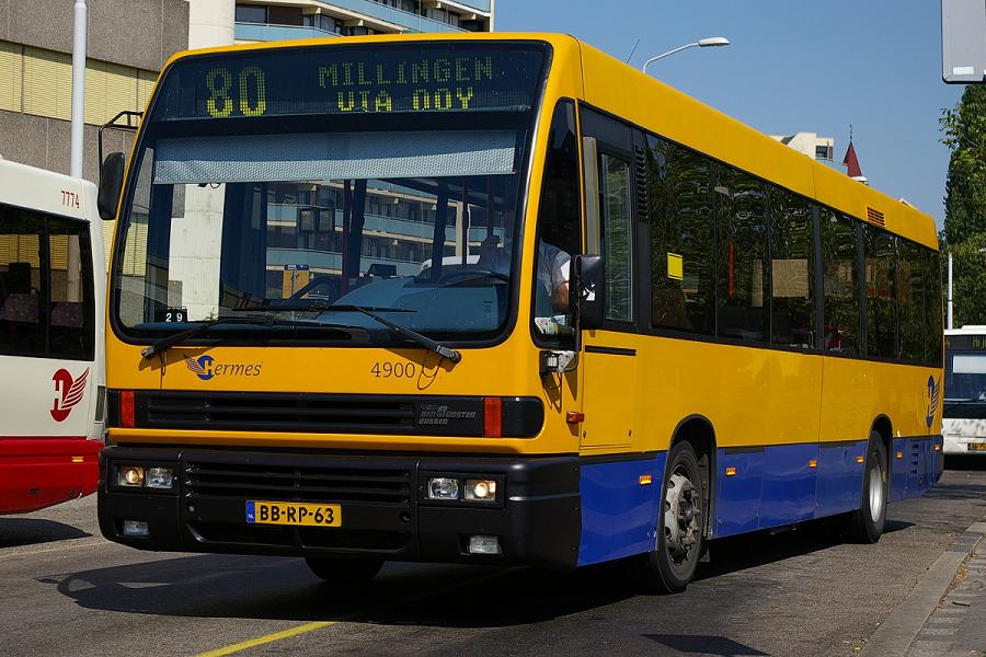 DAF SB220 LT575/Den Oudsten B89 #4900