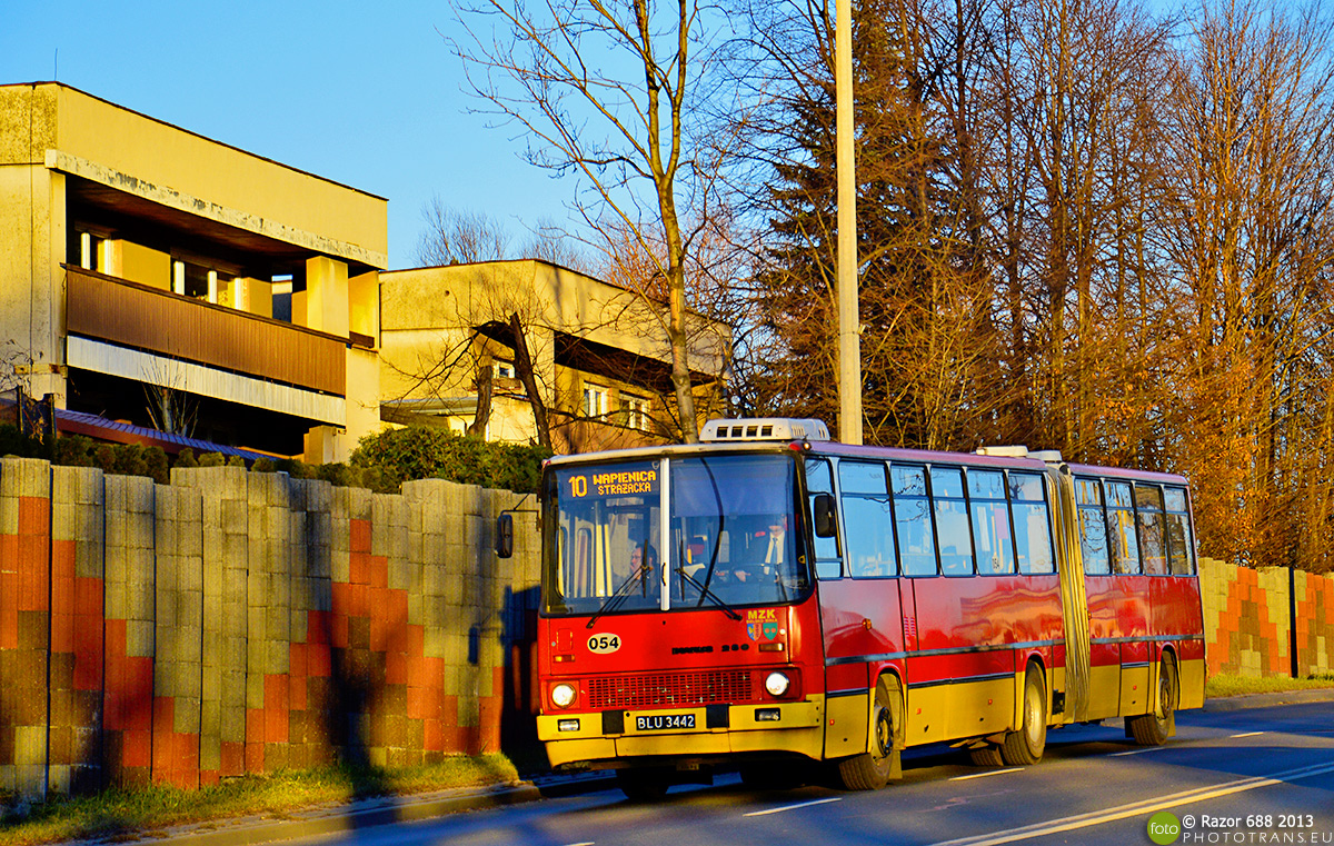 Ikarus 280.70E #054