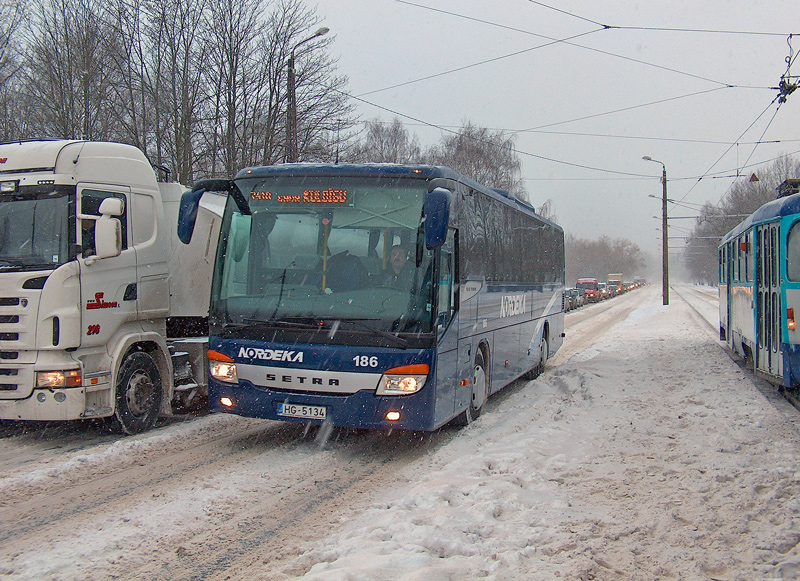 Setra S415 UL #186