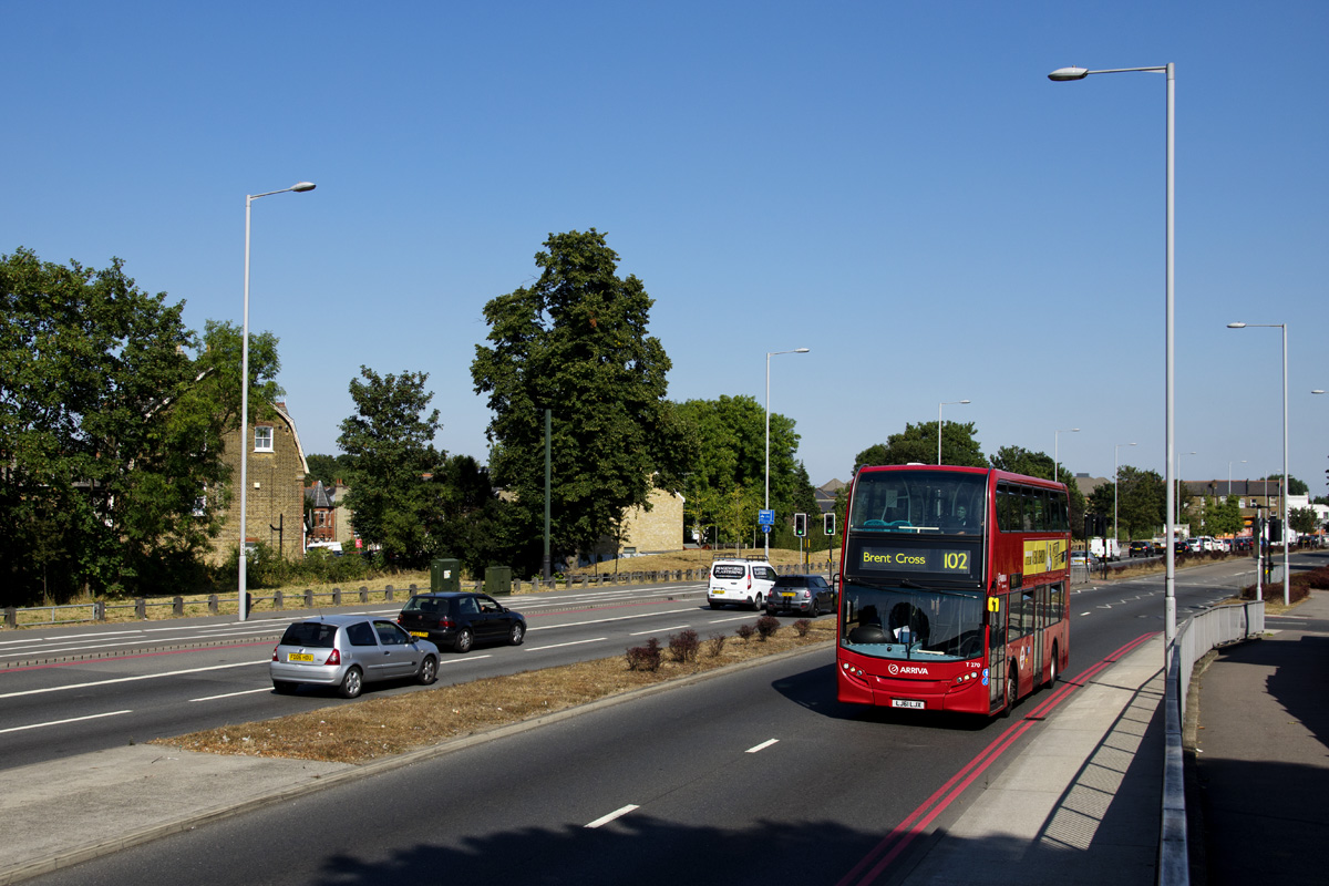 Alexander Dennis Enviro 400 II #T272