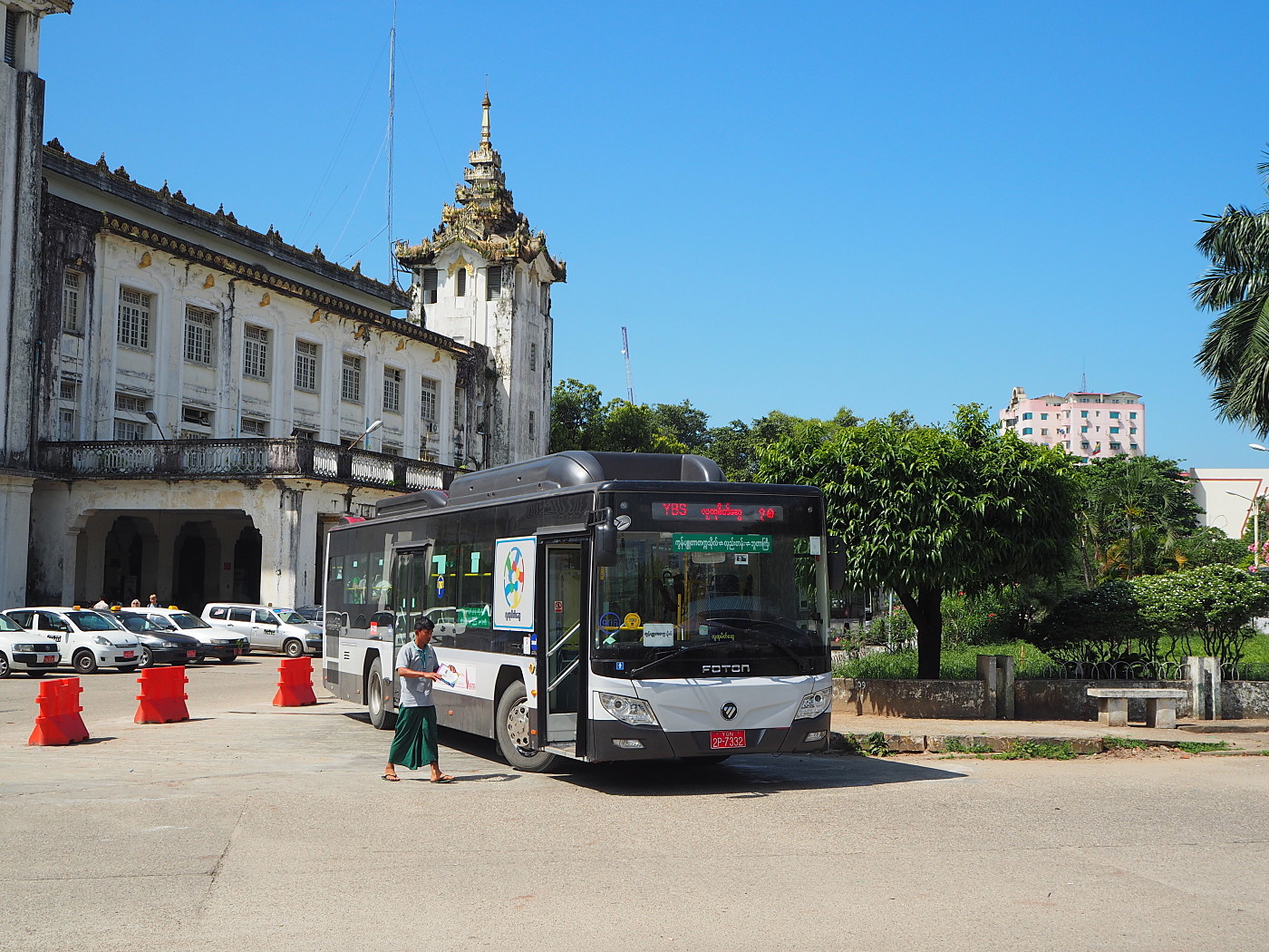 Foton AUV BJ6123 CNG #YGN 2P-7332