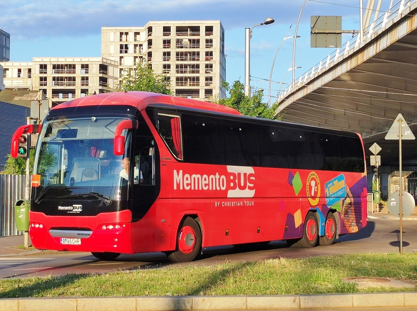 Neoplan N2216 SHDL #B 145 CHR