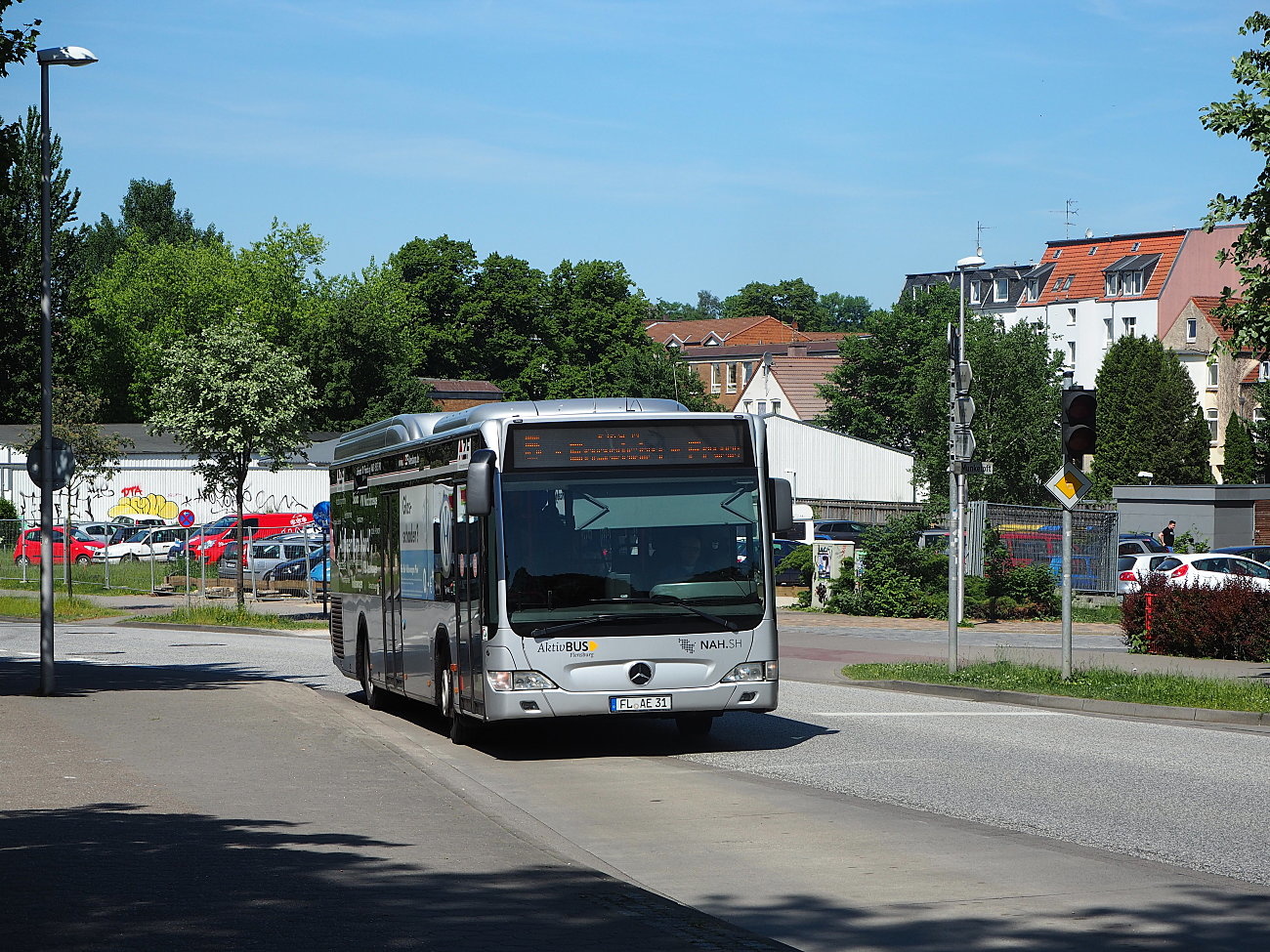 Mercedes-Benz O530LE II #31