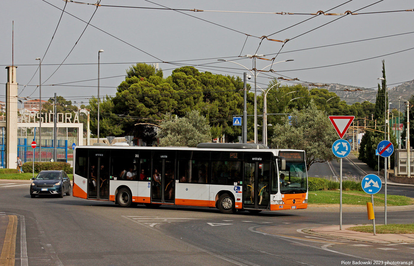 Mercedes-Benz O530 II #351