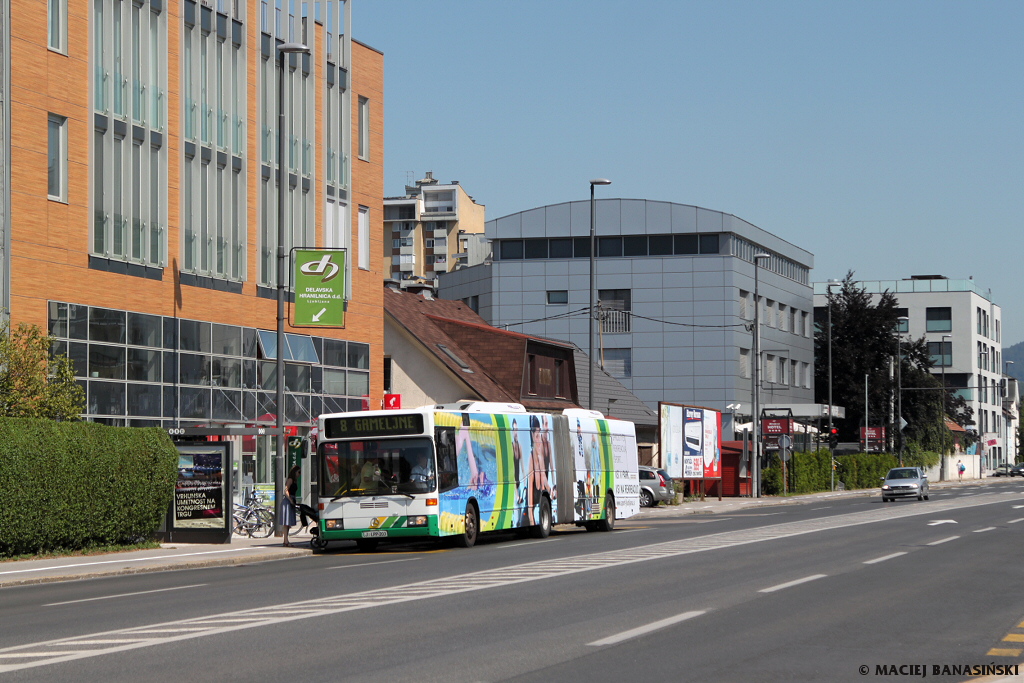 Mercedes-Benz O405GN #203