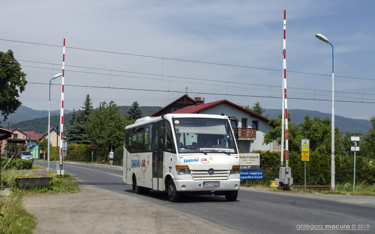 Mercedes-Benz 815 D / Vehixel Mediano #SZY 07070