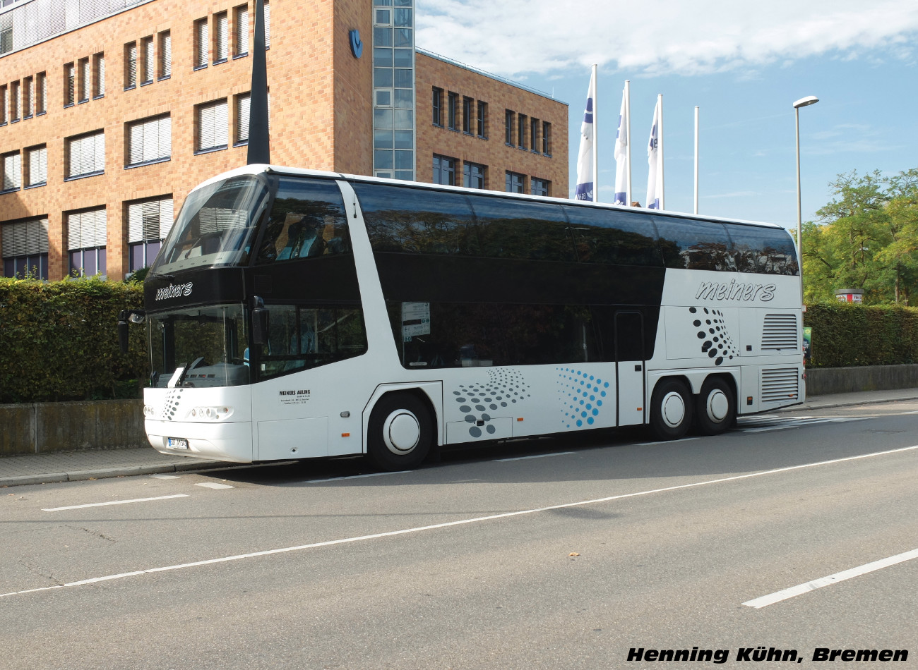 Neoplan N1122/3C #BOR-AM341