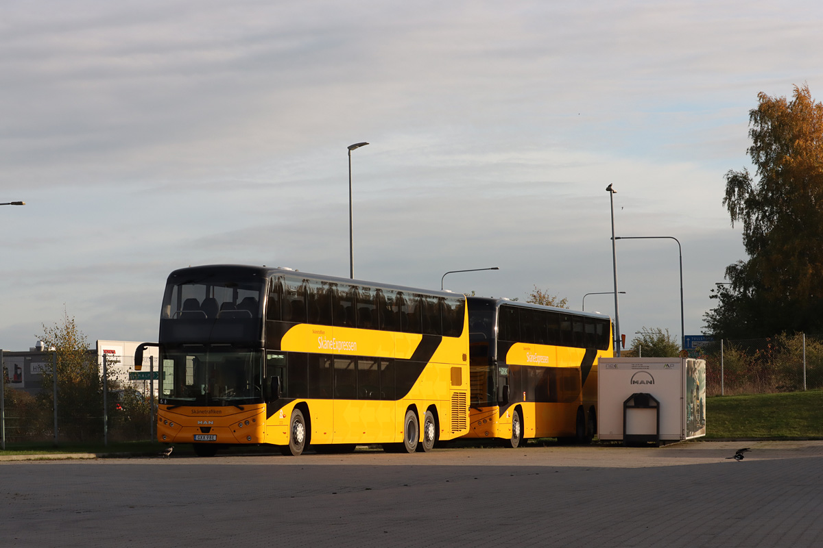 MAN CO 26.480 HOCLN-SD / UNVI SIL Intercity #2233