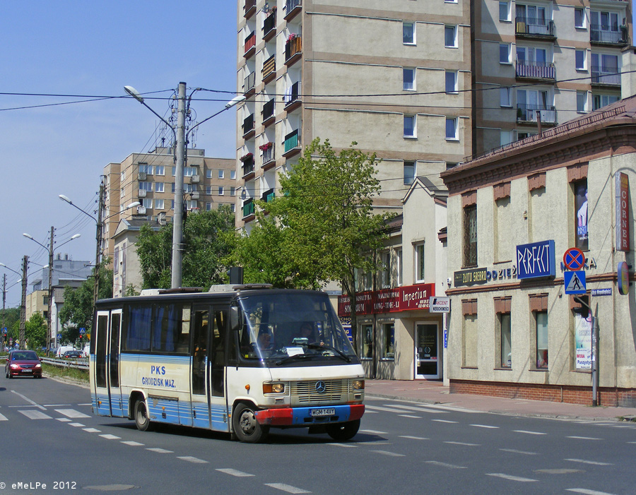 Mercedes-Benz 814 D / Auwärter Teamstar City #80101