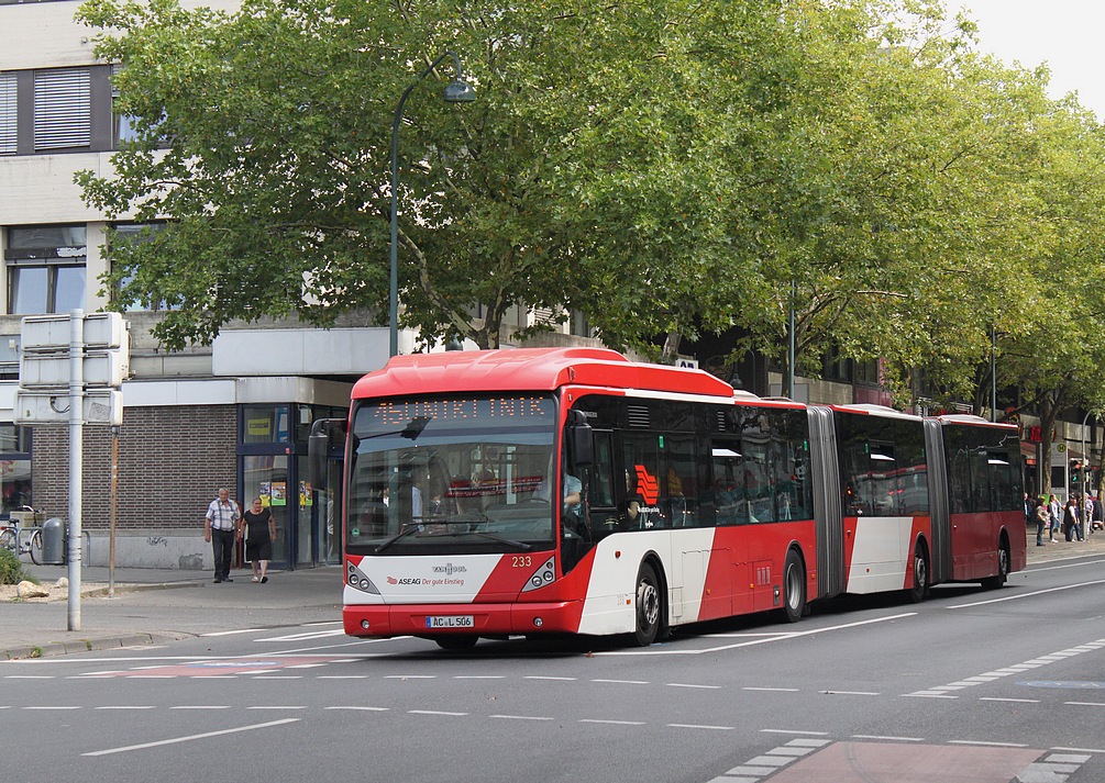 Van Hool AGG300 #233