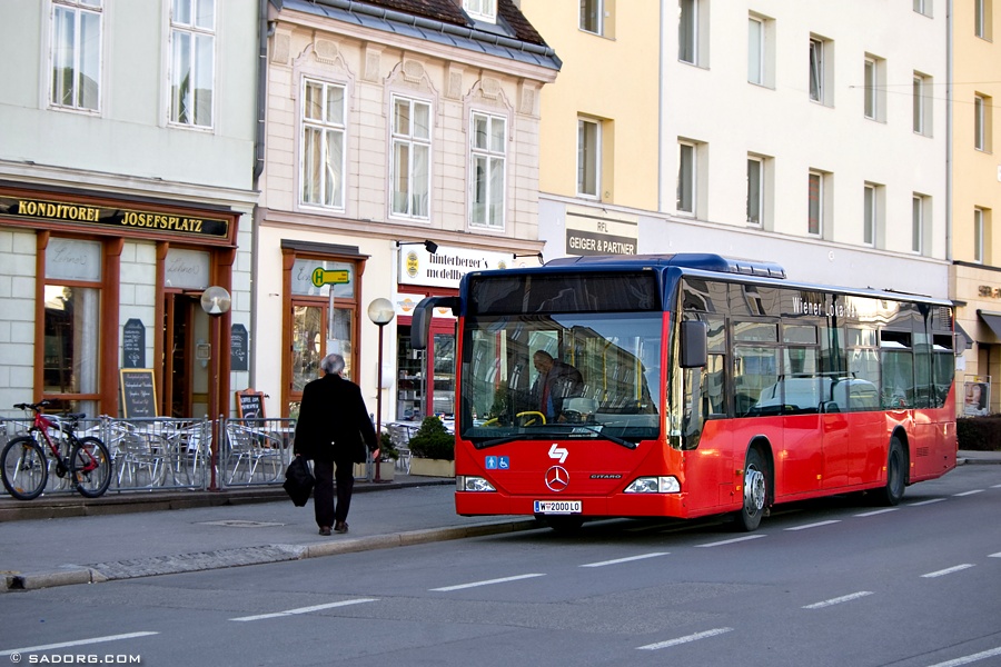 Mercedes-Benz O530 #W-2000LO