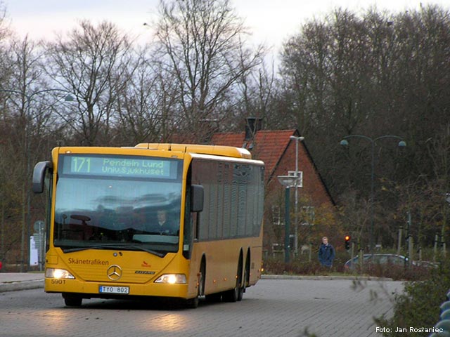 Mercedes-Benz O530L #5901