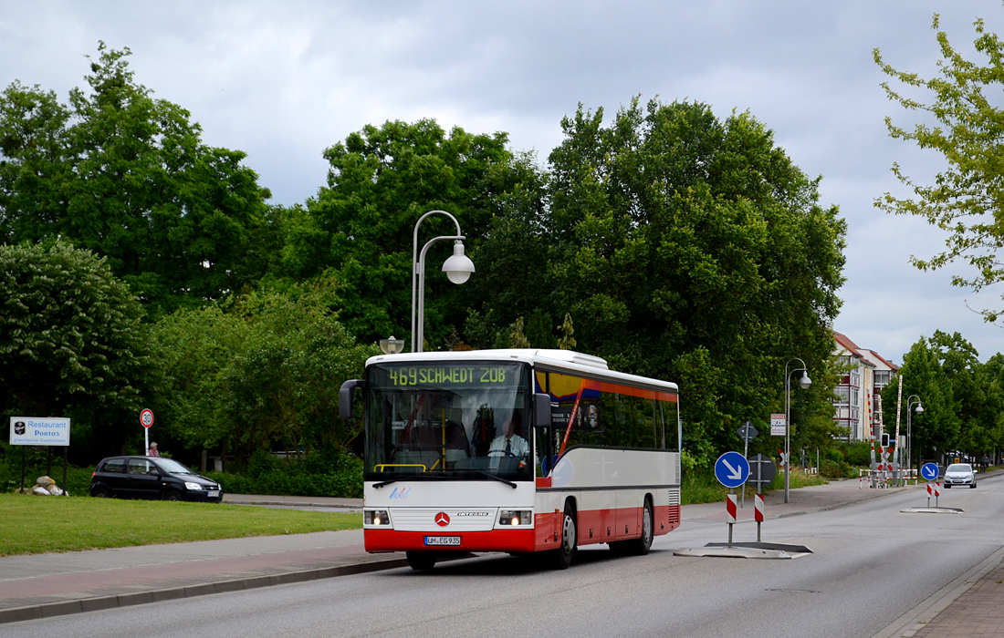 Mercedes-Benz O550 #935