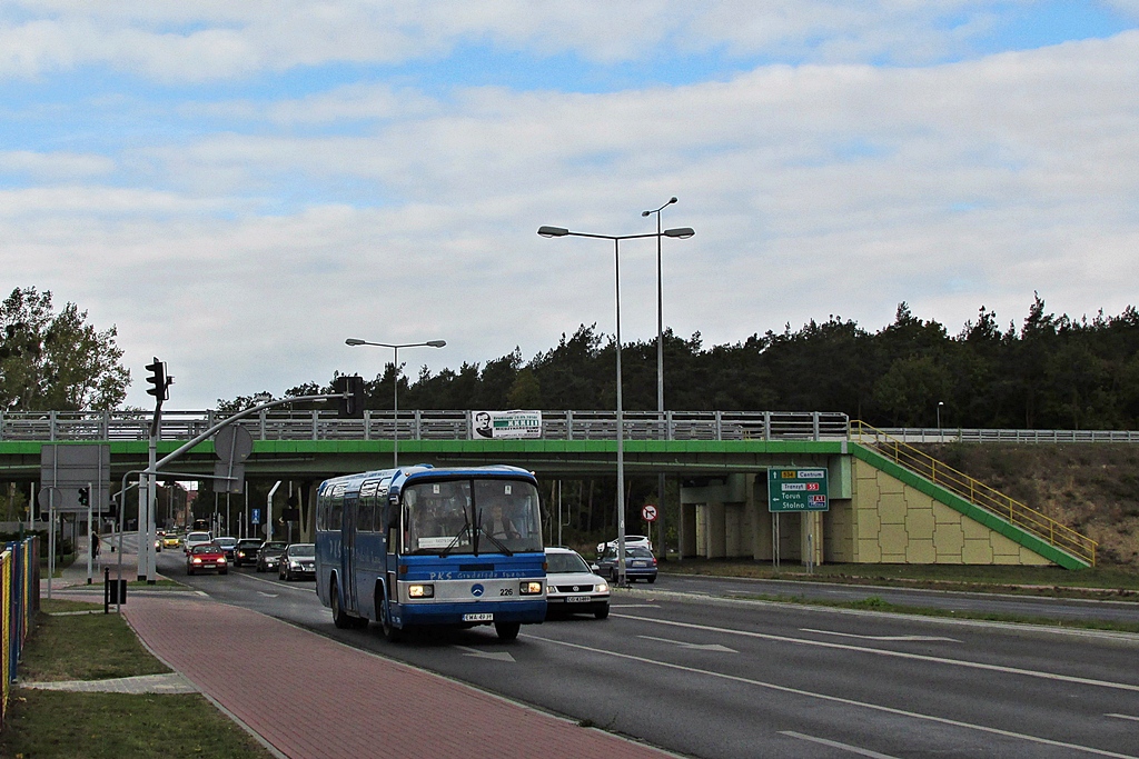 Mercedes-Benz O303-11ÜHE #226