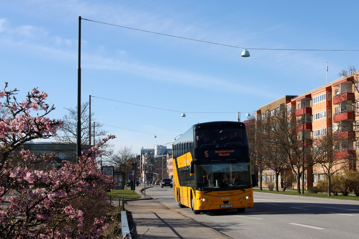 MAN CO 26.480 HOCLN-SD / UNVI SIL Intercity #2237