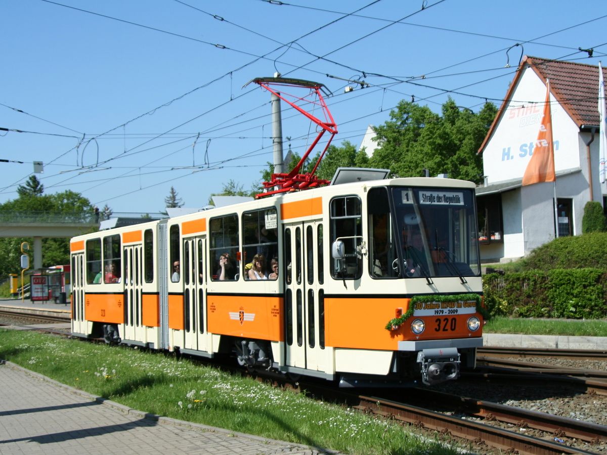 Tatra KT4D #320