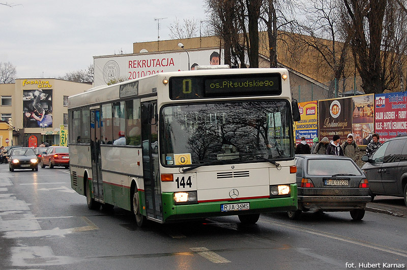 Mercedes-Benz O405 #144