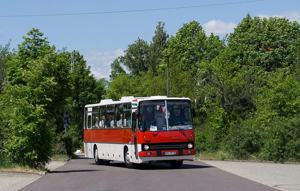 Ikarus 250.67 #13-8706