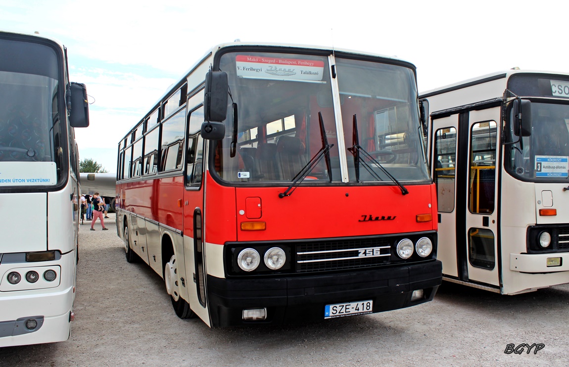 Ikarus 256.50VL #SZE-418