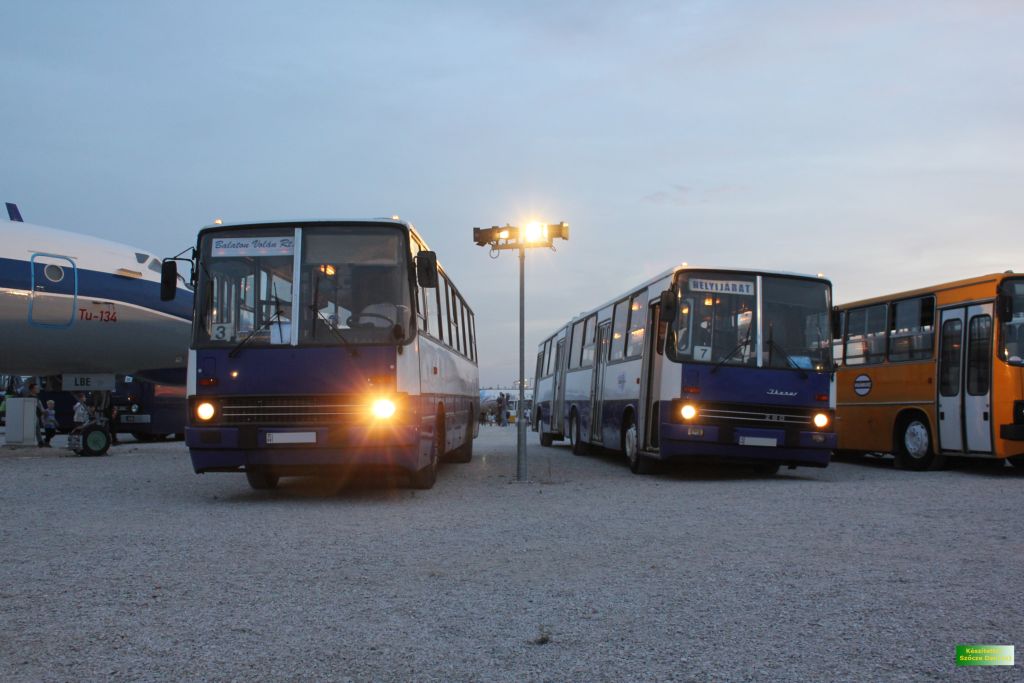 Ikarus 260.02 #143