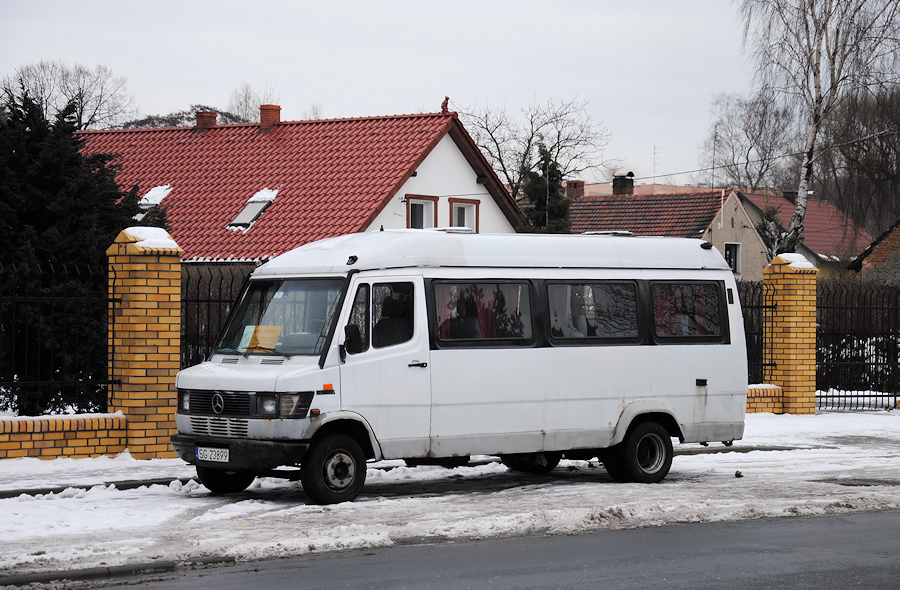 Mercedes-Benz 310 D #SG 23899