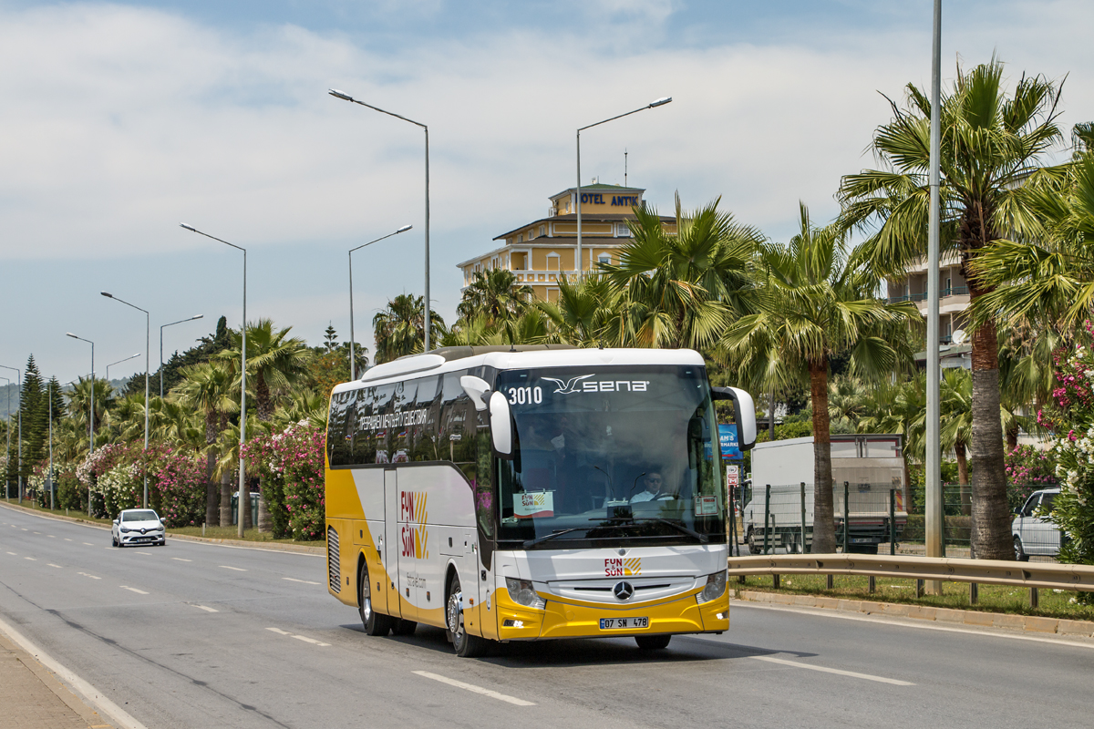 Mercedes-Benz Tourismo E16 RHD M/2 #3010