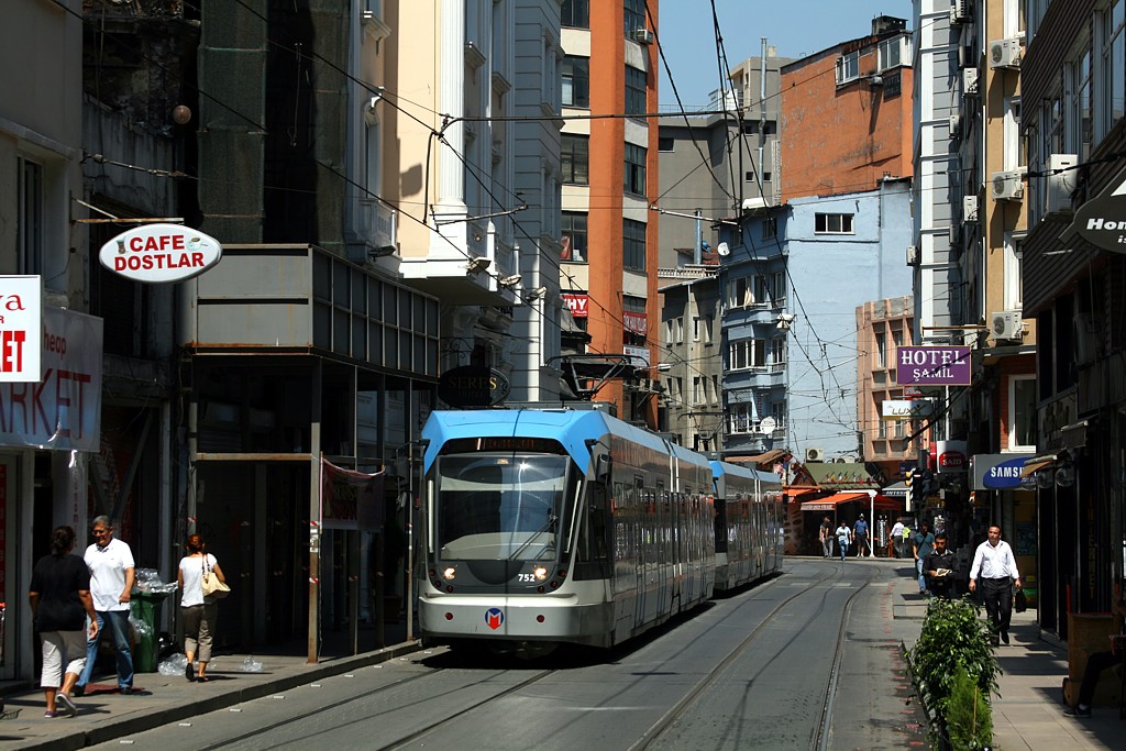 Bombardier Flexity Swift #752