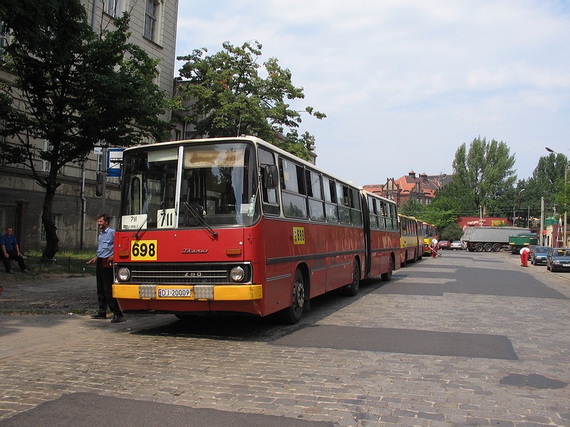 Ikarus 280.26 #698