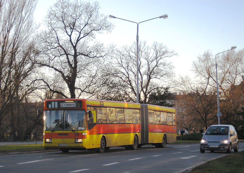 Mercedes O405G #101