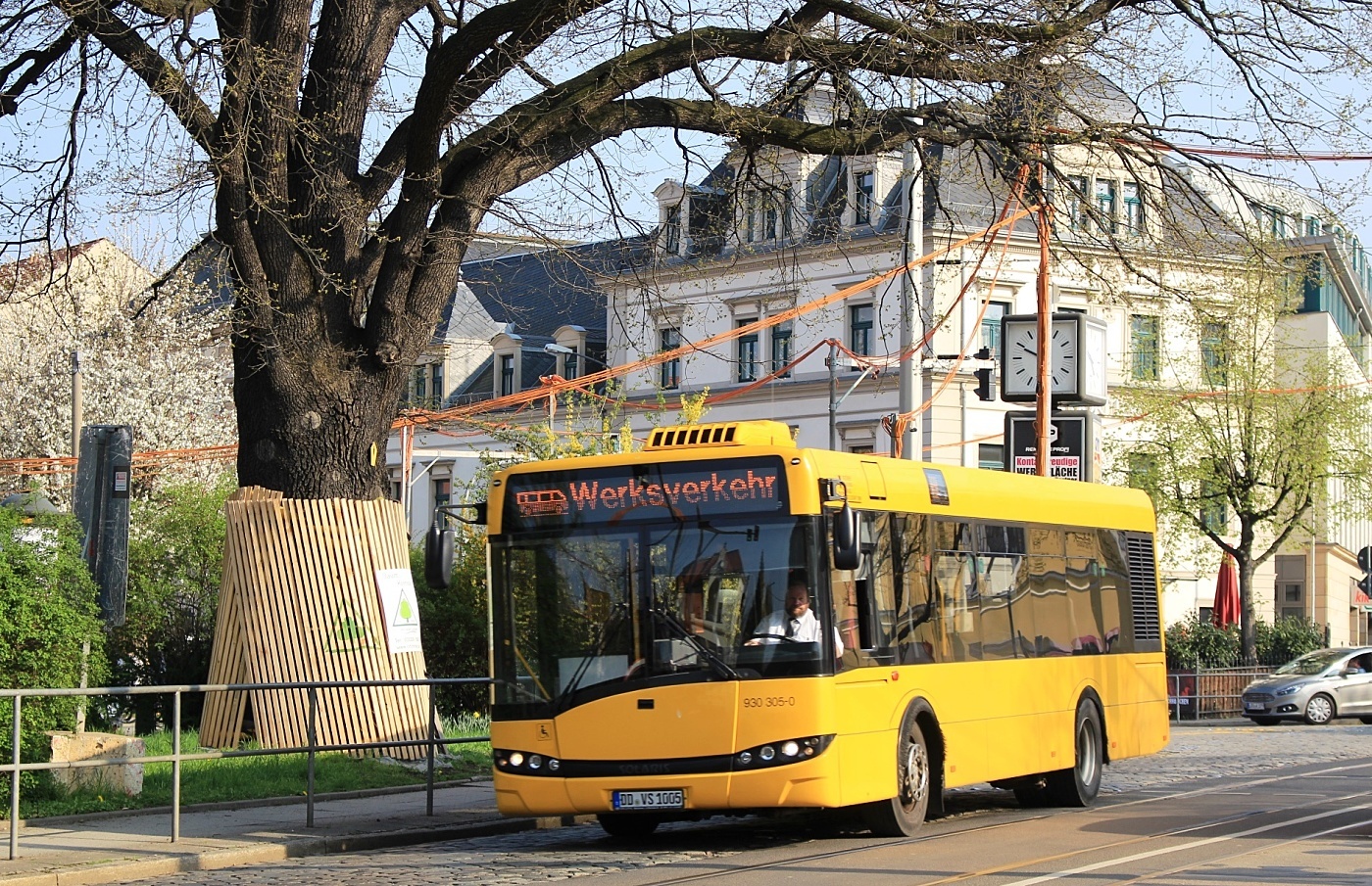 Solaris Urbino 10 #930 305-0