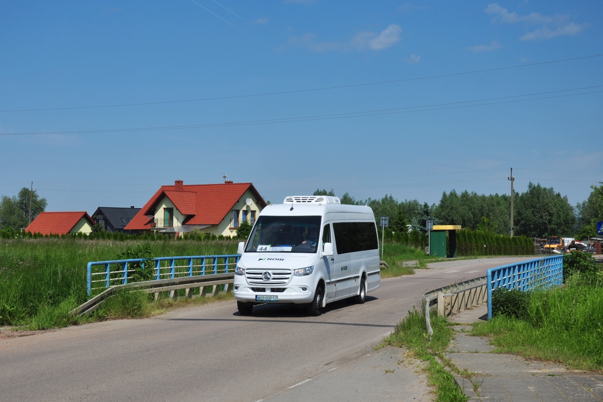 Mercedes-Benz Sprinter Mk III / Mercus City #W09 00P17