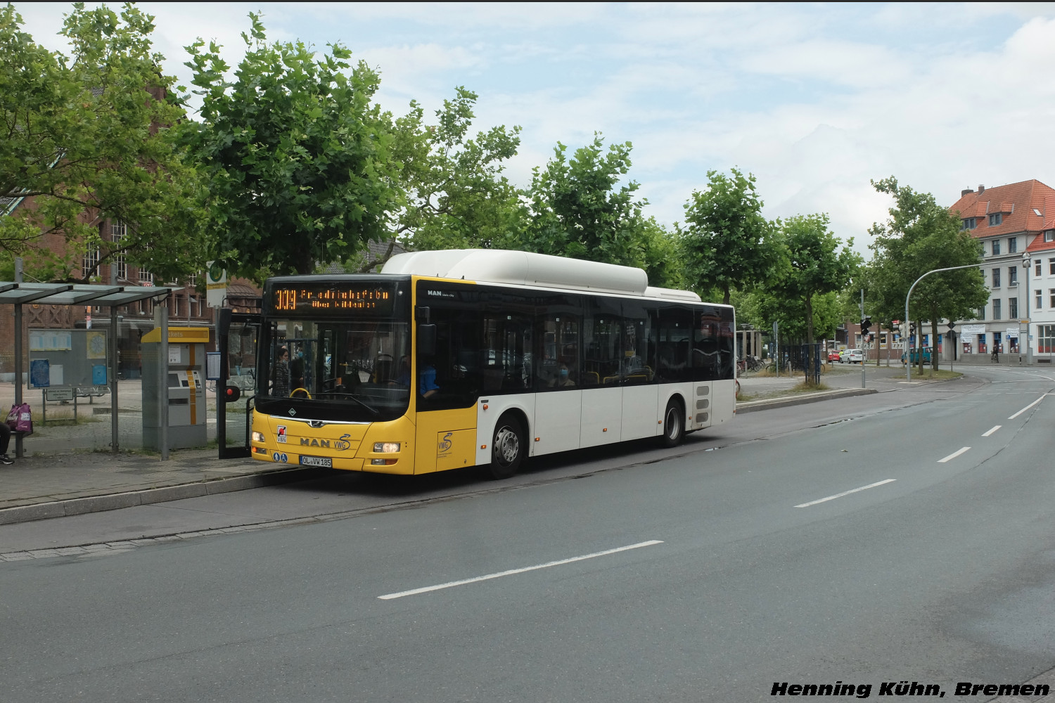 MAN NL313 Lion`s City CNG #185