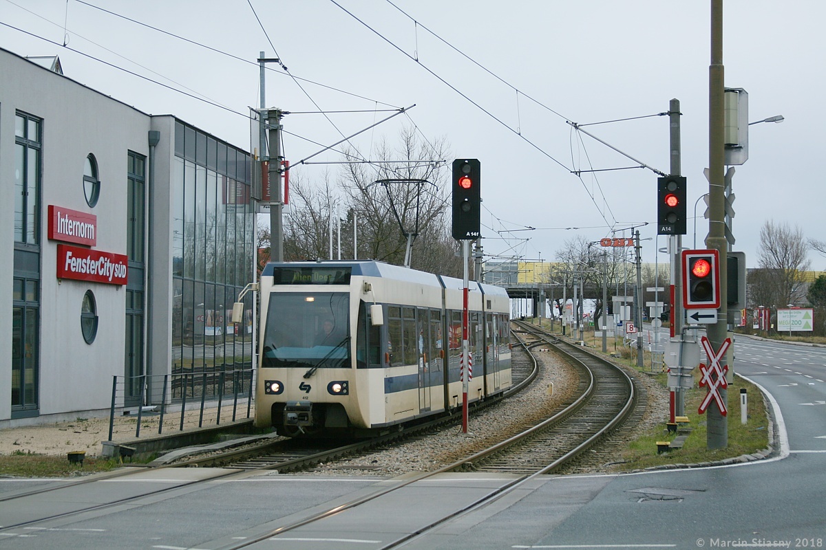 Bombardier T2500 #412